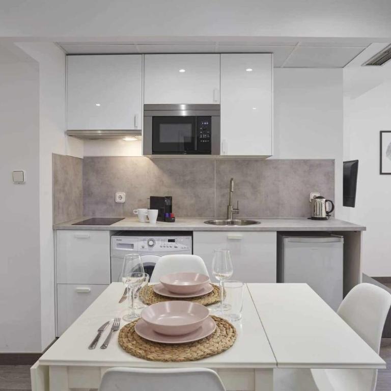 Apartamento VI Alcalá-Retiro. Ideal Parejas - Apartment - 3