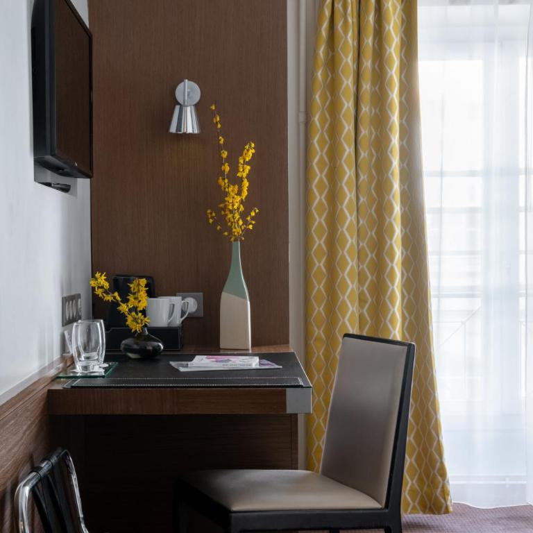 Hôtel Le Colisée - Chambre Double - 6