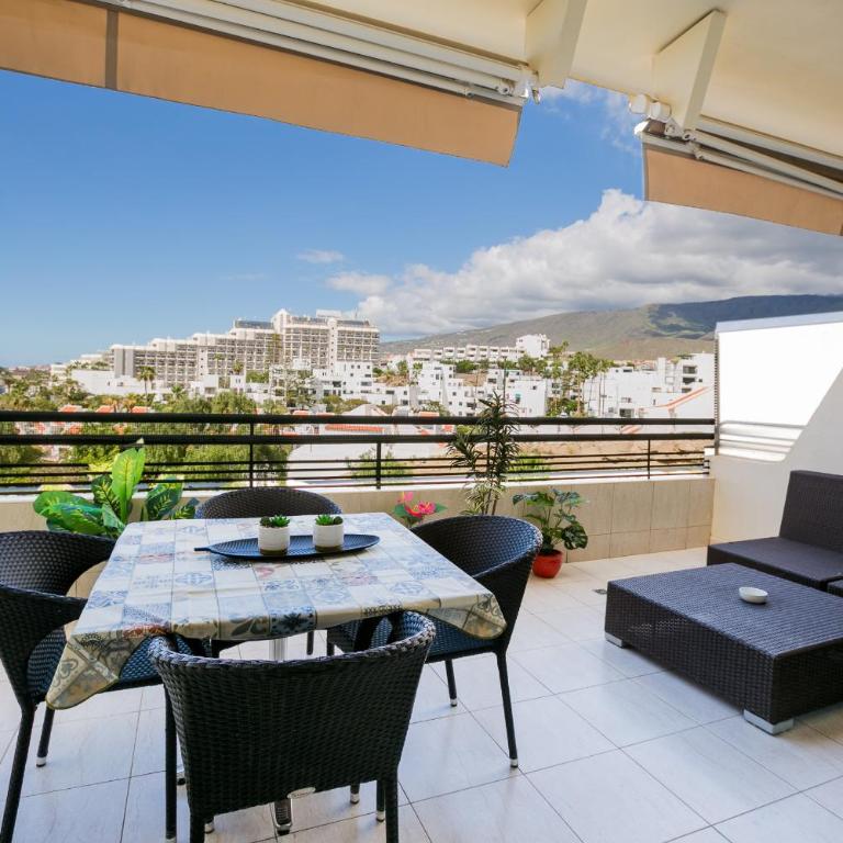 The BlueBird - One-Bedroom Apartment - 10