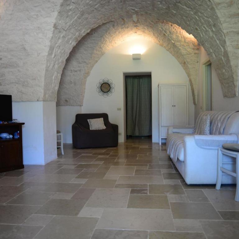 Villa in Puglia near Ostuni Marina - Three-Bedroom Vacation Home - 10