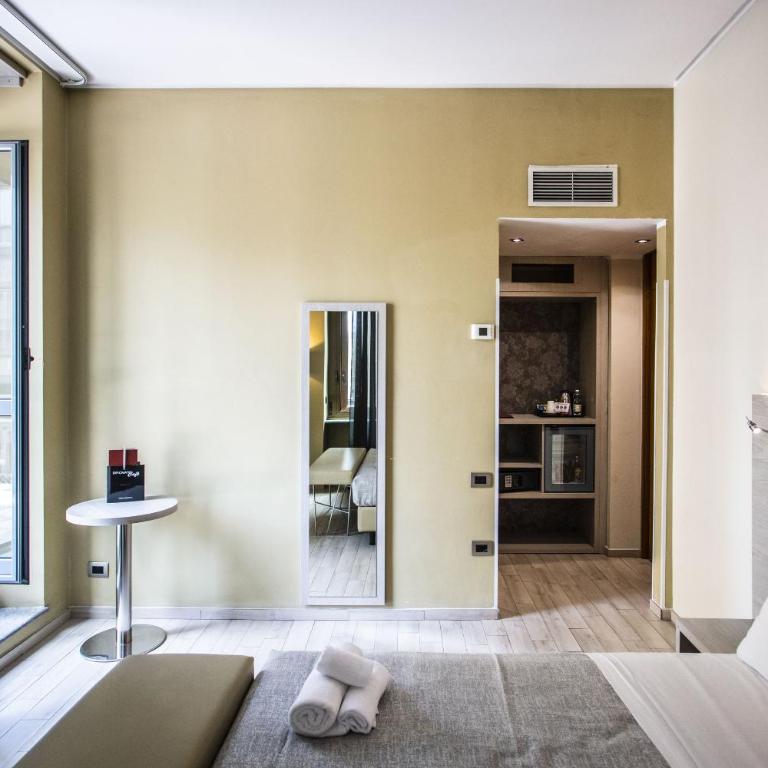 Hotel Diplomatic - Junior Suite - 1