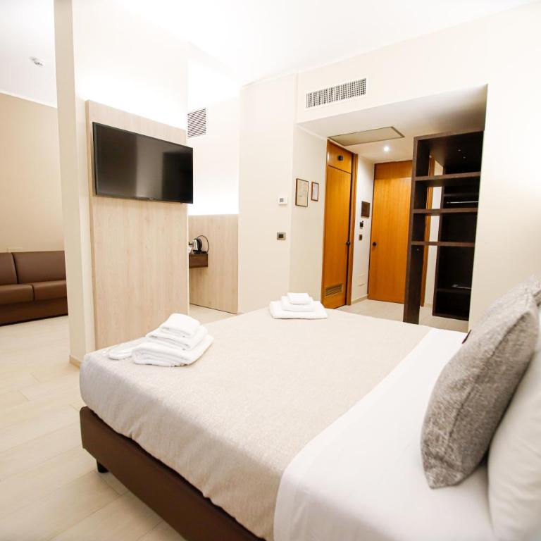 Hotel Diplomatic - Junior Suite - 22