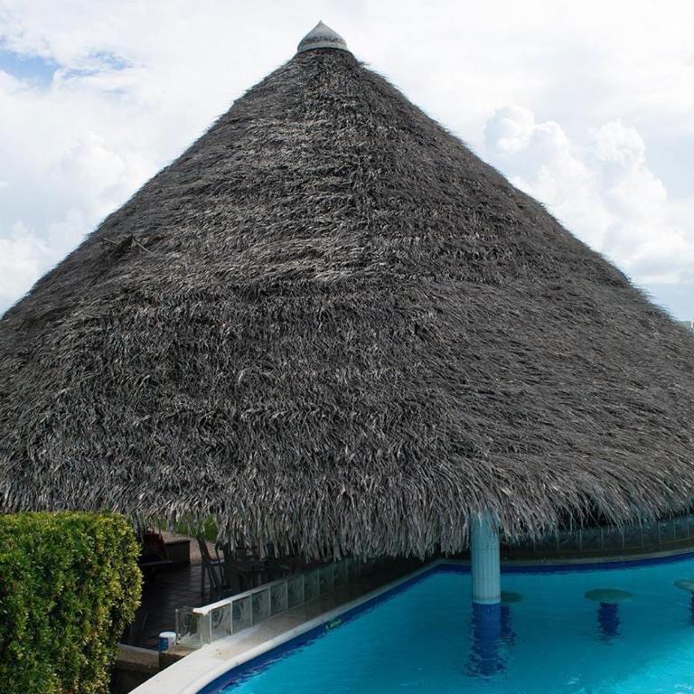 Casa campestre Hacienda estancia, en Melgar con piscina privada - Villa - 4