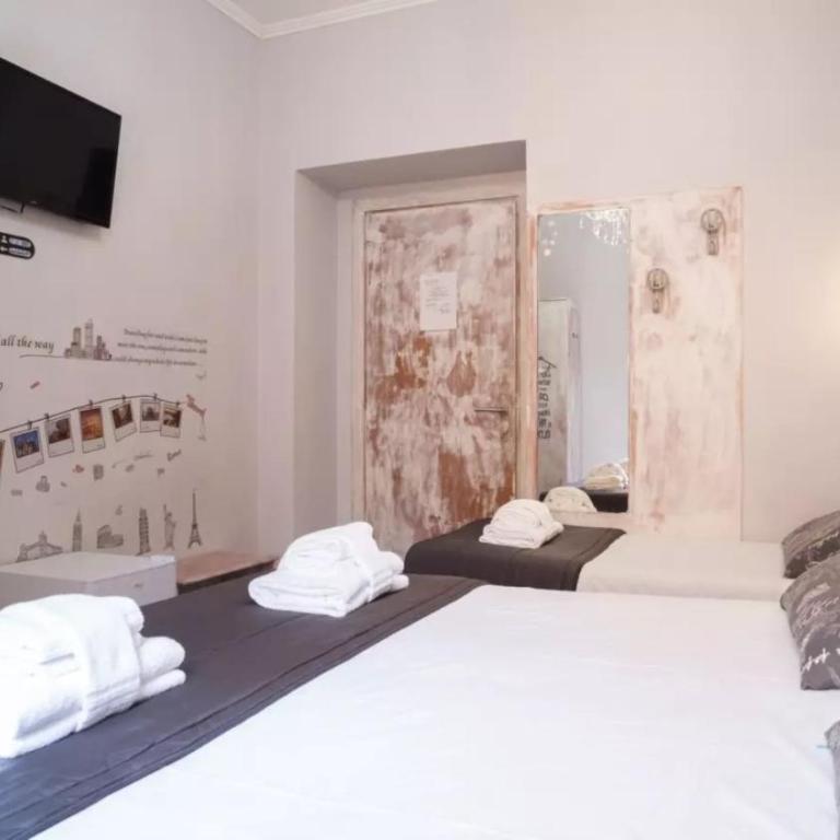 Domus Ferruccio - Camera Deluxe Ampia con Bagno Interno - 4