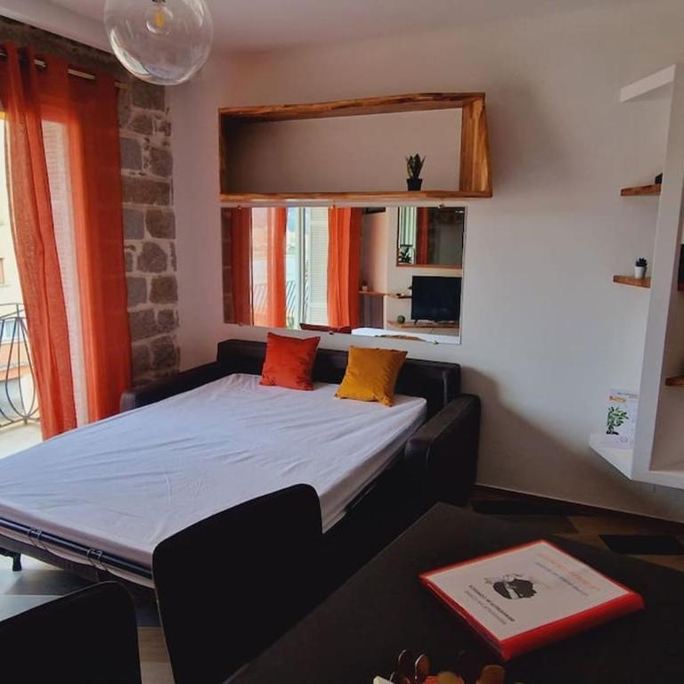 Magnifique appartement avec balcon vue mer à l'entrée d'Ajaccio - Appartement - Vue sur Mer - 20