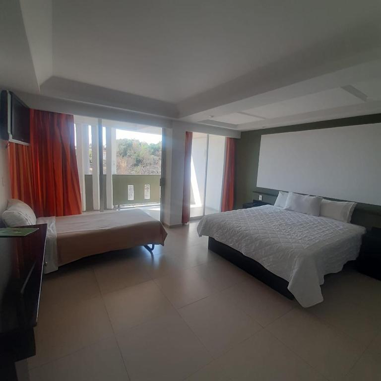 Hotel Borda Cuernavaca - Habitación Triple Estándar - 9