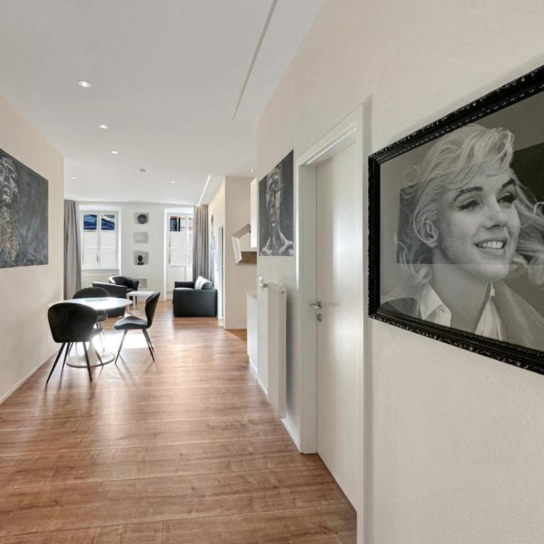 The Place to Be in Sion - Apartment - 2
