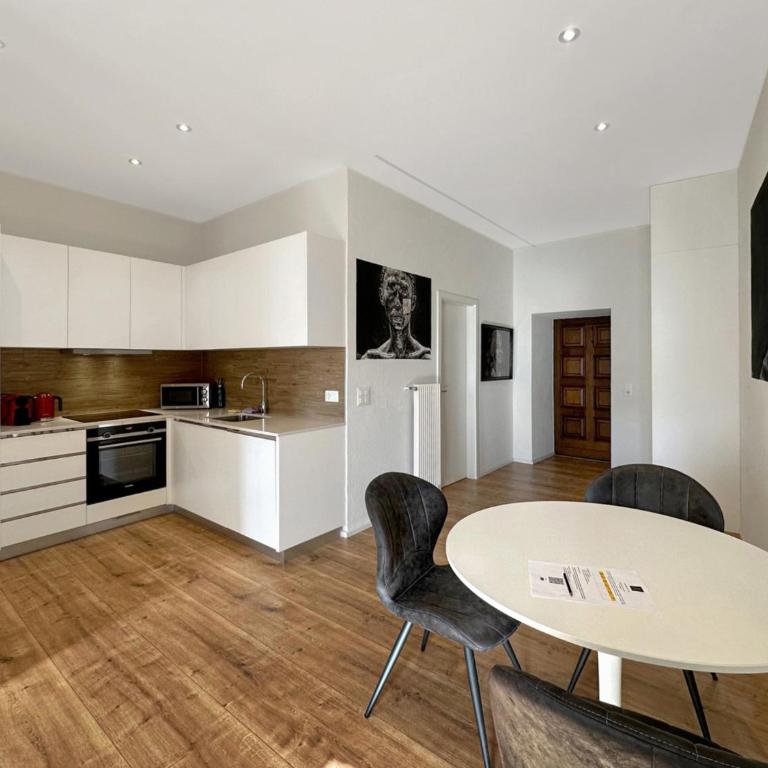 The Place to Be in Sion - Apartment - 3