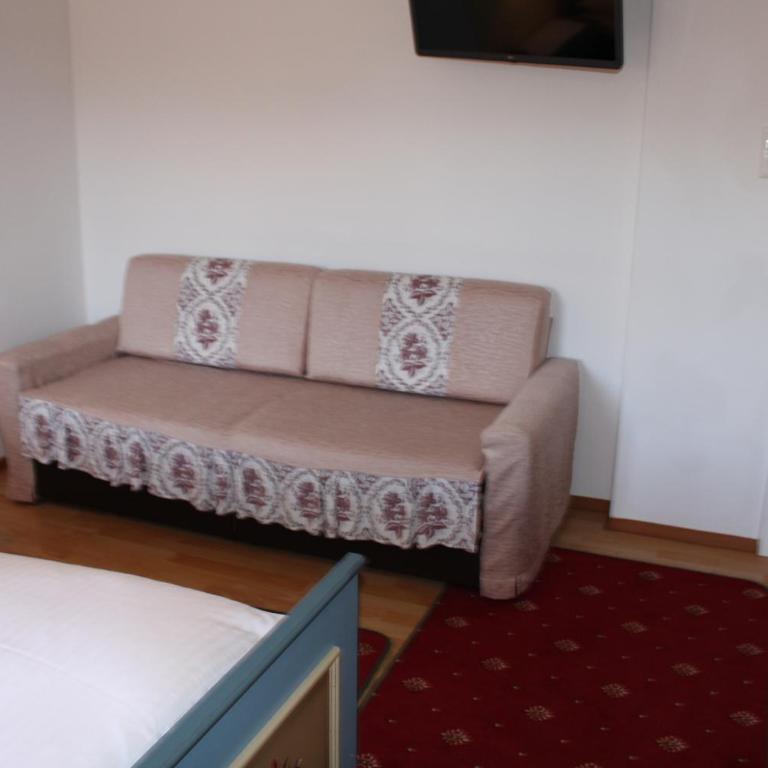 Waldgasthof Passegger - Doppelzimmer mit Zustellbett - 3
