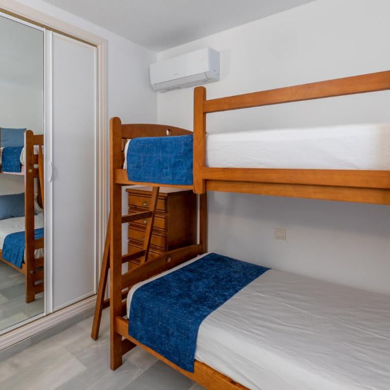 Beachside Paradise: Stylish 3BR apt near the beach - Apartamento de 3 dormitorios - 18