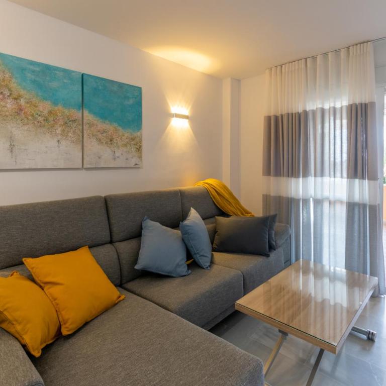 Beachside Paradise: Stylish 3BR apt near the beach - Apartamento de 3 dormitorios - 9