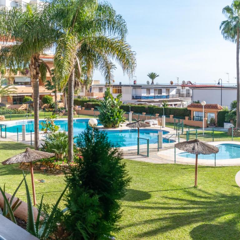 Beachside Paradise: Stylish 3BR apt near the beach - Apartamento de 3 dormitorios - 26