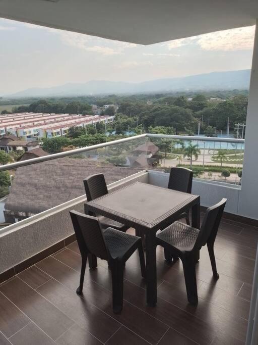 Acogedor Apartamento en Ricaurte con BBQ - Apartamento de 3 dormitorios - 29