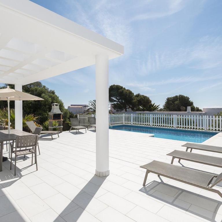 Villas Calan Bosch Tomi by Escape Home - Villa - 2
