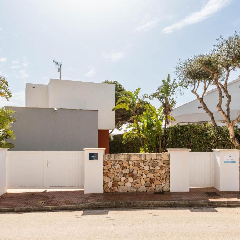 Villas Calan Bosch Olivia by Escape Home - Villa - 25