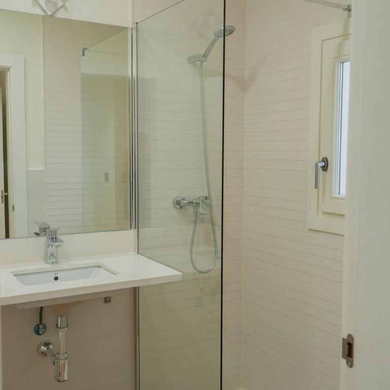 Suites Chinitas - Apartamento de 1 dormitorio - 9
