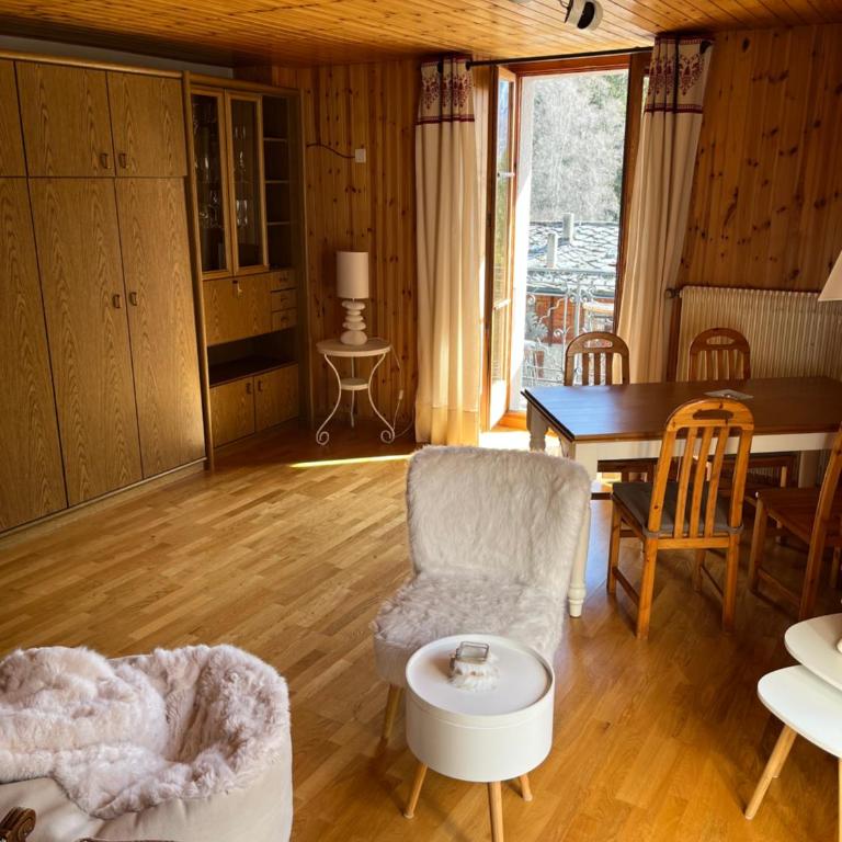Heida, studio ensoleillé au village avec magnifique vue sur la Dent-Blanche - Apartment mit 1 Schlafzimmer - 8