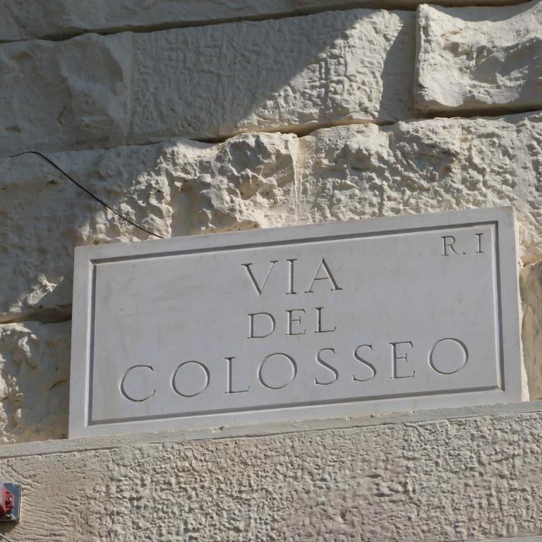 Colosseo Homerents 2 - Appartamento con 2 Camere da Letto - 3
