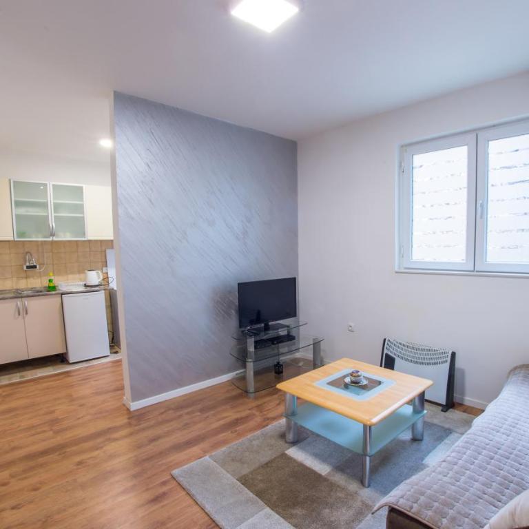Cozy Corner near Old Town - One-Bedroom Apartment - 1