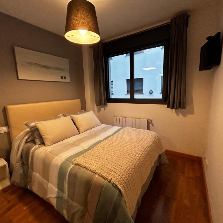Piso Noray - Two-Bedroom Apartment - 9