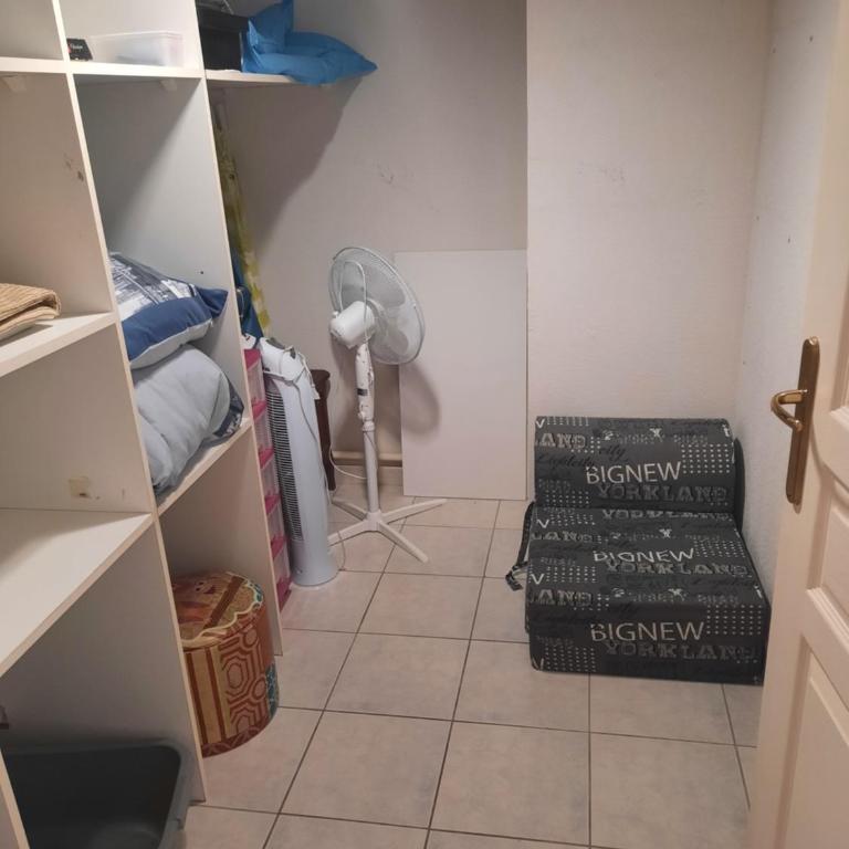 joli F2 46m2 menton centre, balcon,parking - Appartement 1 Chambre - 10