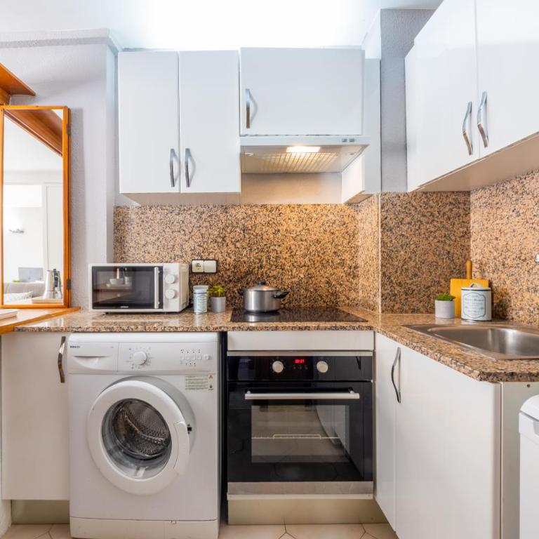NOVELTY RENOVADO - One-Bedroom Apartment - 9