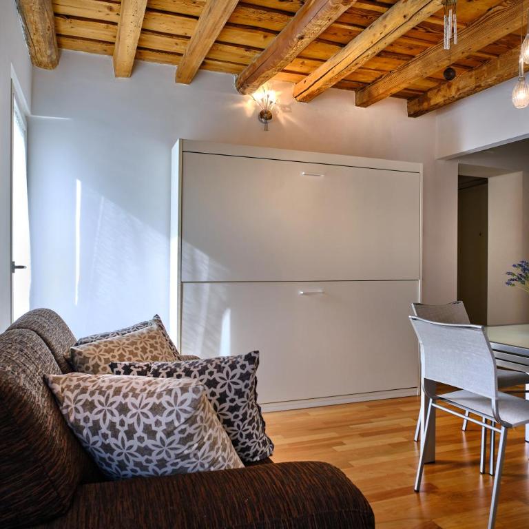 IL Vecchio Cortile - One-Bedroom Apartment - 9