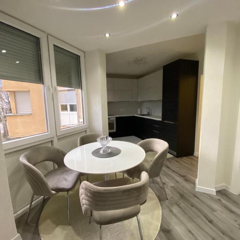 New World - Two-Bedroom Apartment - 5