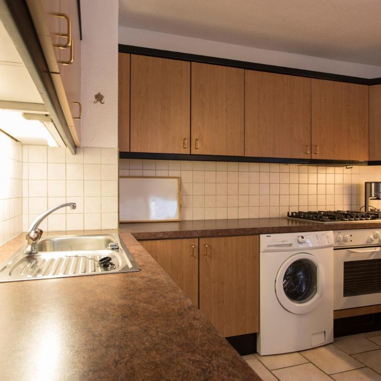 Ferienhof Haderlehn - Doppelzimmer mit eigenem externen Bad - 6