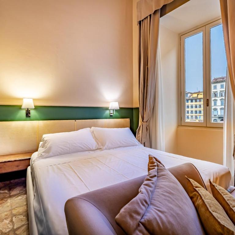 B&B Cerretani Palace - Camera Matrimoniale/Doppia con Letti Singoli con Vista Città - 5