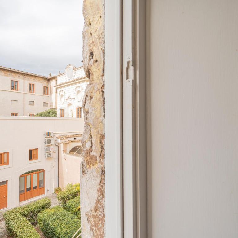 Campo de' Fiori 34 - Appartamento con 1 Camera da Letto - Edificio Separato - 2
