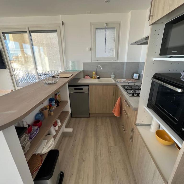 Le CARROUSEL - Apt VUE MER - Plage à 10 M - CLIM - WIFI - Appartamento con 1 Camera da Letto - 10