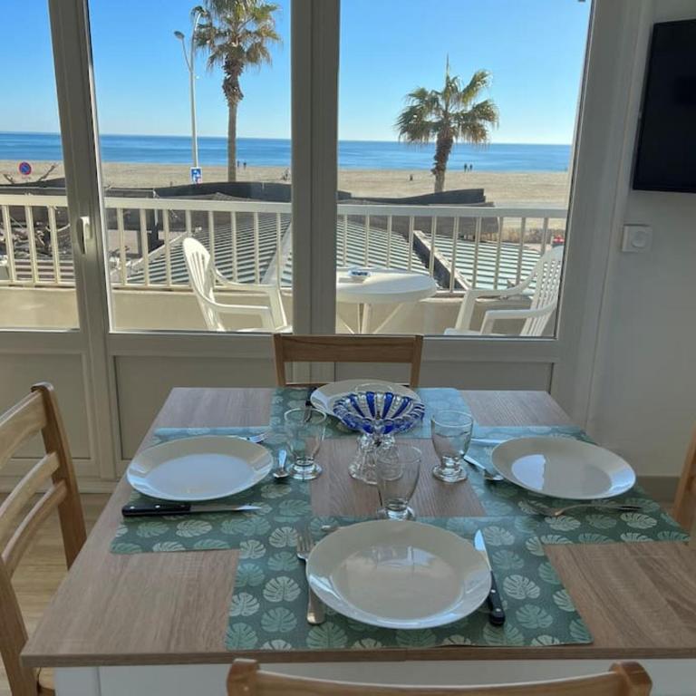 Le CARROUSEL - Apt VUE MER - Plage à 10 M - CLIM - WIFI - Appartamento con 1 Camera da Letto - 6