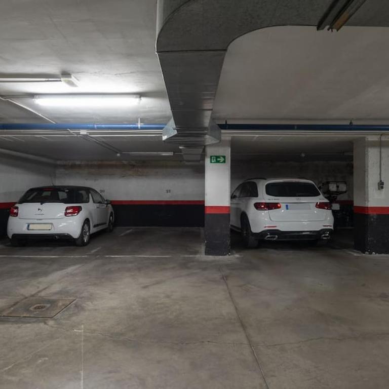 Vivienda con zona de trabajo, piscina y parking - One-Bedroom Apartment - 32