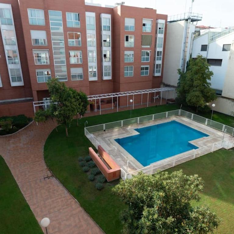 Vivienda con zona de trabajo, piscina y parking - One-Bedroom Apartment - 26