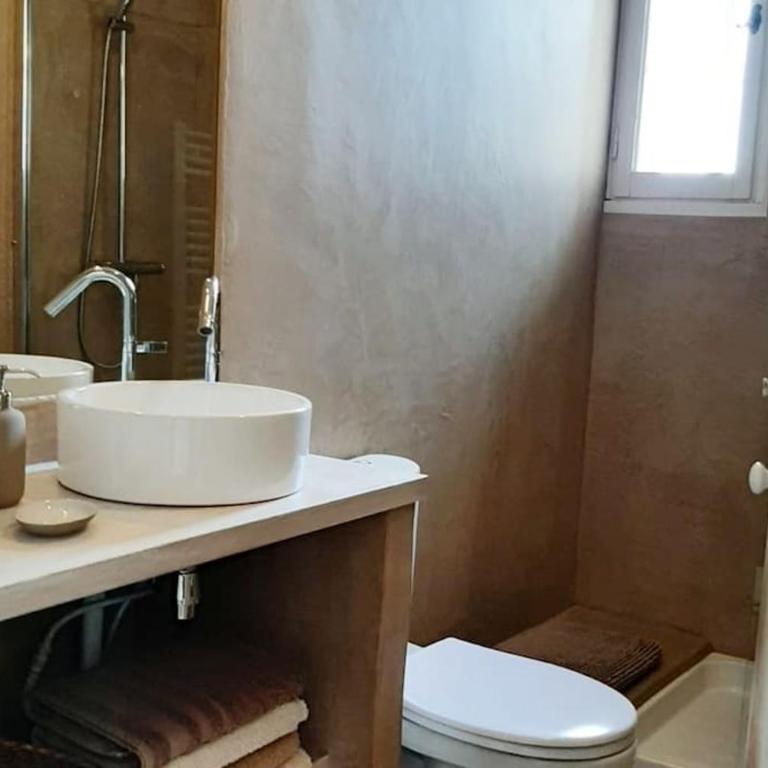 Vue imprenable sur la Sorgue - One-Bedroom Apartment - 12