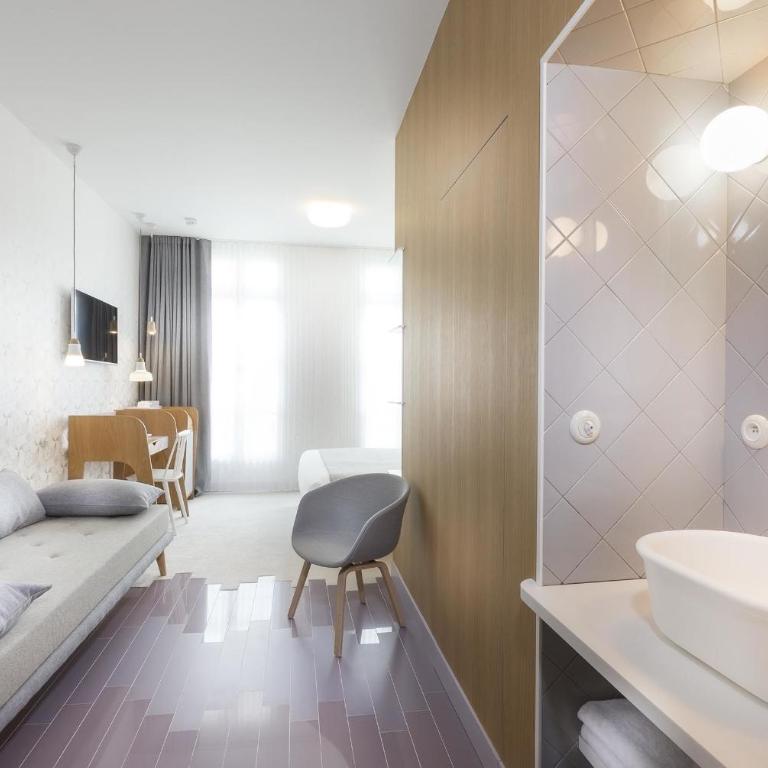 Hotel le Lapin Blanc - Chambre Triple Deluxe - 2