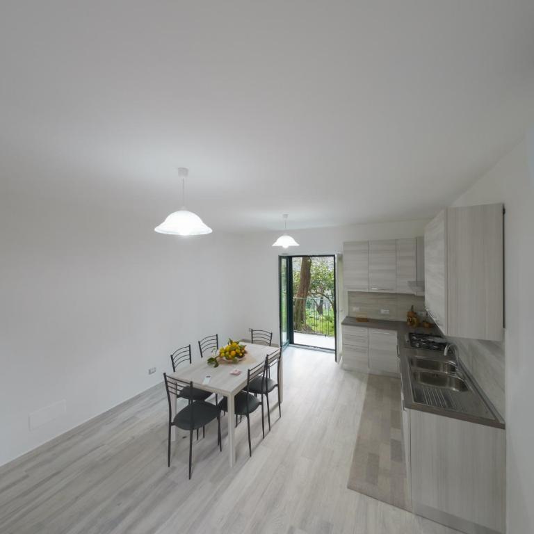 The smile of the sun in Casarlano- narrow road to access only - Double Room with Private Bathroom - 6