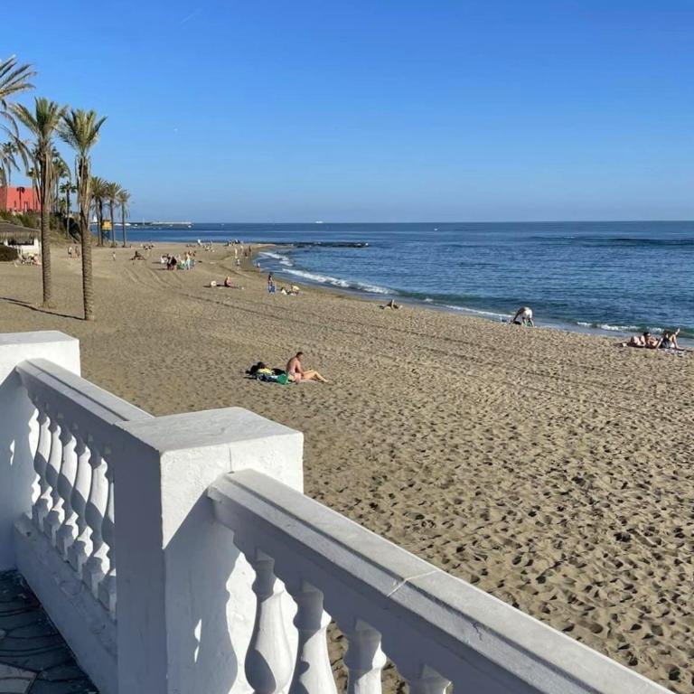 Aloha Playa Apartment with ocean views and pools - Studio Apartment with Sea View - 32