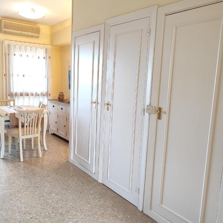 Aloha Playa Apartment with ocean views and pools - Studio Apartment with Sea View - 13
