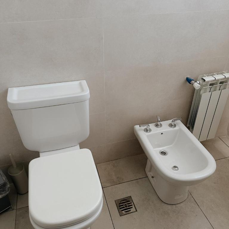 Cálido departamento centrico. - Apartamento de 2 dormitorios - 25