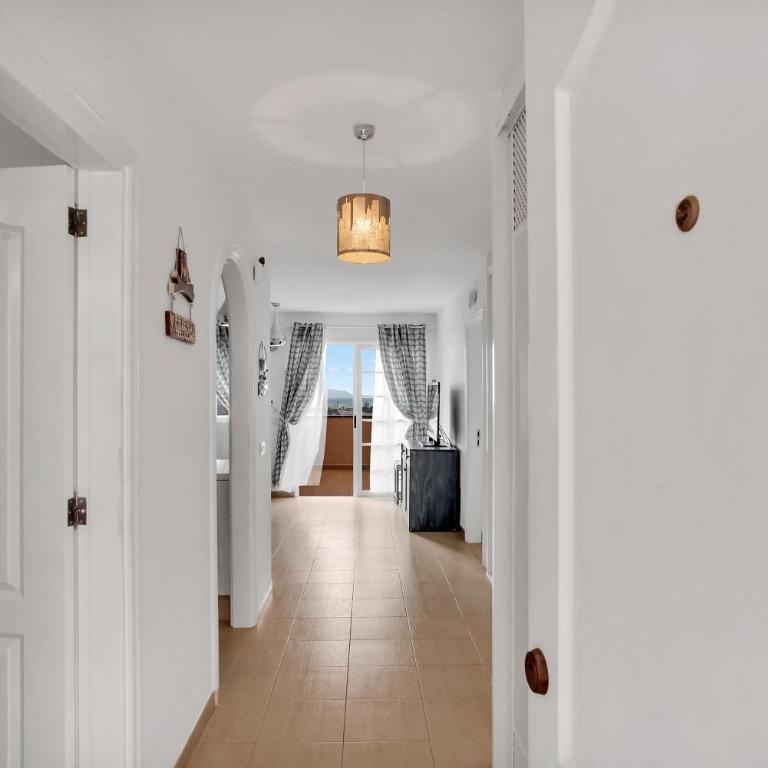 TOP FLOOR, Sea View, Huge Terrace, Heated Pool, Garage - Apartamento Ático - 31