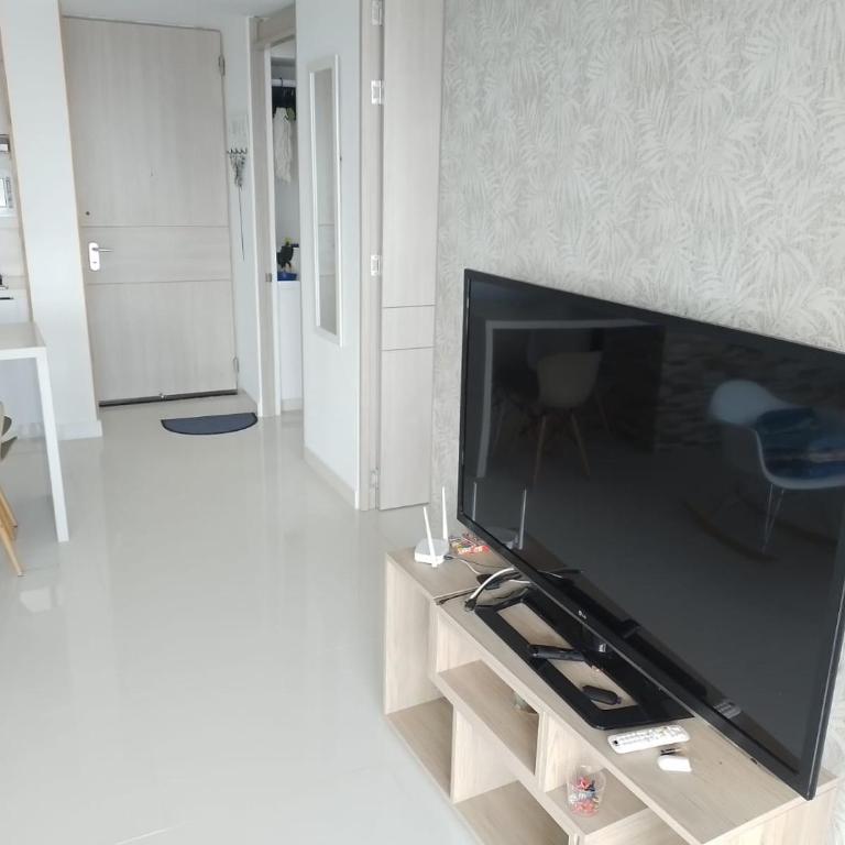 Acogedor Apartamento en Ricaurte con BBQ - Apartamento de 3 dormitorios - 25
