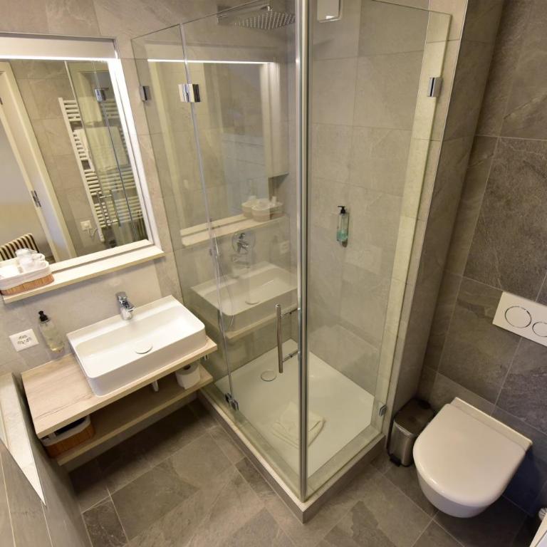 Hôtel Rousseau Plus - Petite Chambre Double - 2
