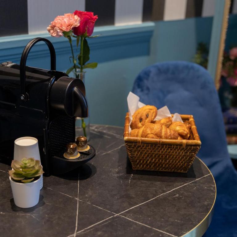 Hôtel du Théâtre by Patrick Hayat - Chambre Double ou Lits Jumeaux Confort - 13