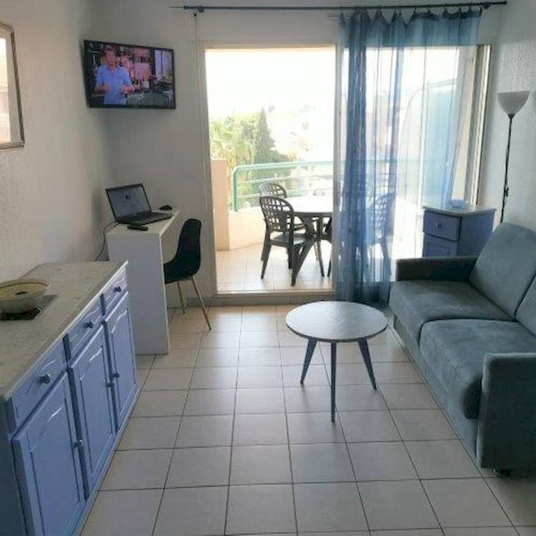Fréjus location bord de Mer Piscine Parking Terrasse Wifi - Apartment mit 1 Schlafzimmer - 3