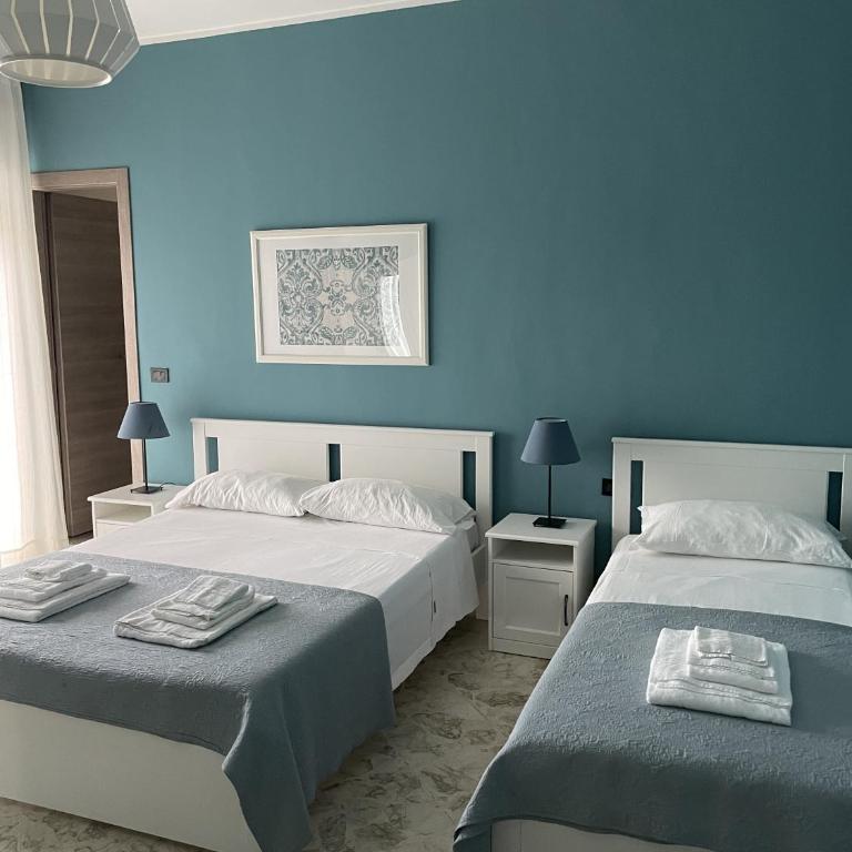 Interno2 Bari Centrale - Triple Room - 2