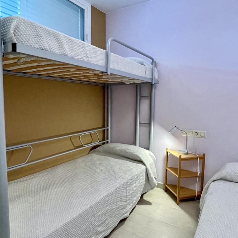 Catalonia 1-5 - Three-Bedroom Apartment - 19
