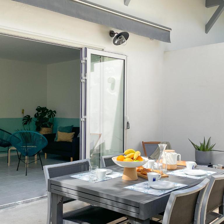 Appartement Océane - Villas Lake and Sea - Two-Bedroom Apartment with Terrace - 13