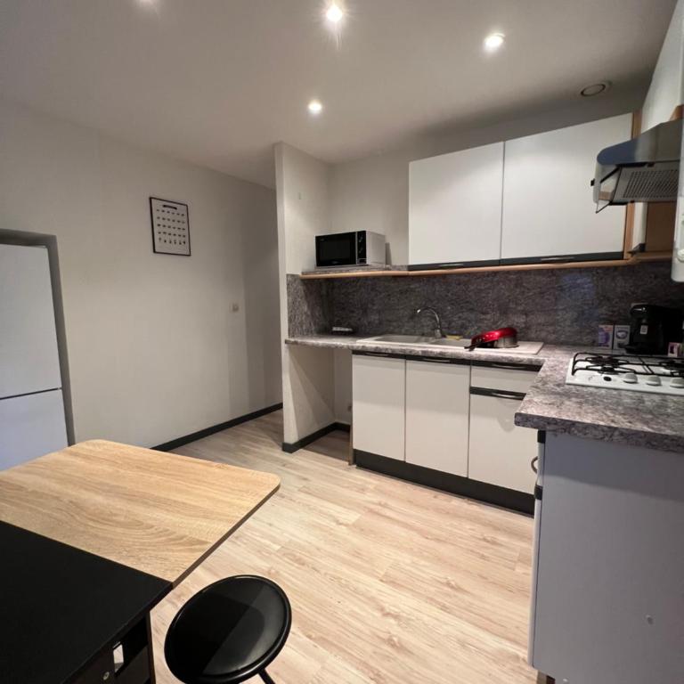 « Le Bloom » T2 en centre ville avec parking - Apartment mit 1 Schlafzimmer - 6